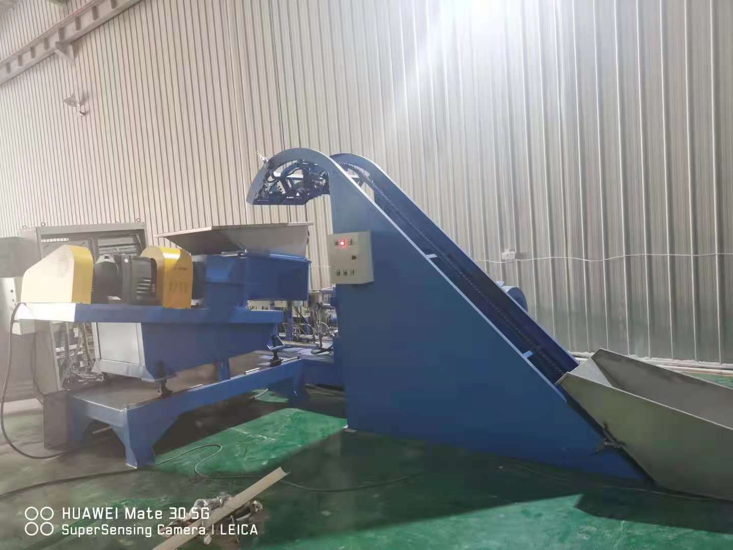 錐雙喂料機細節